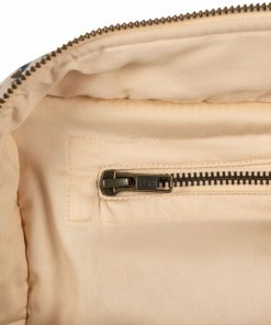 Phoebesmith.shop047662a039 3