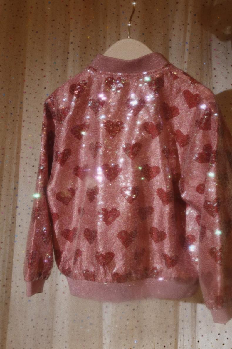 Phoebesmith.shop3880238424 3