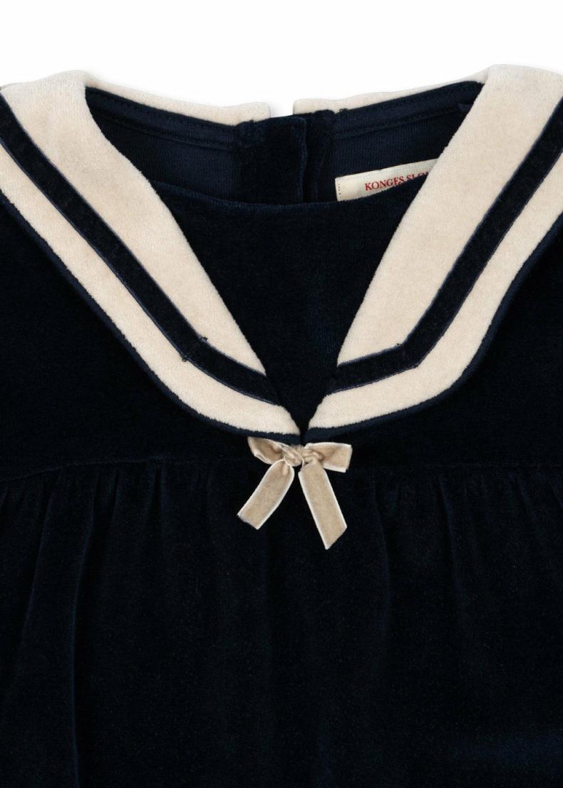 Phoebesmith.shop39058af198 4