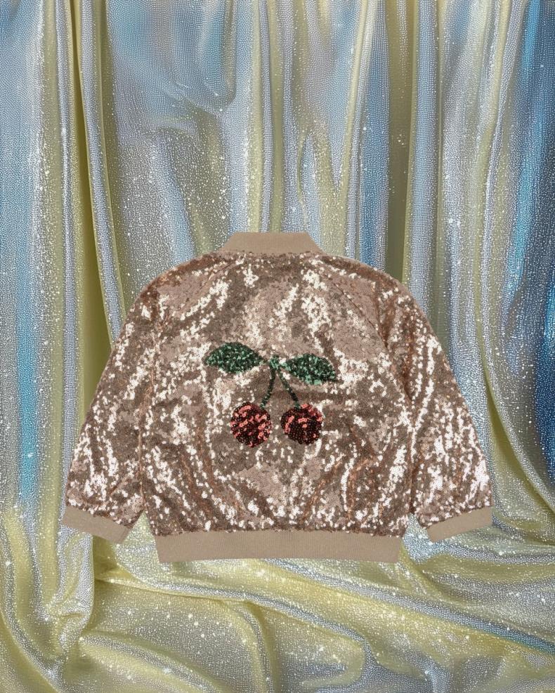 Phoebesmith.shop538b1a5370 1