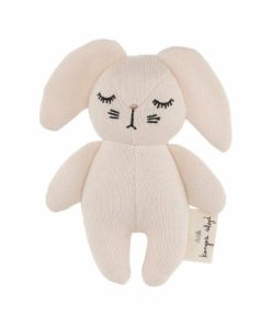 Phoebesmith.shop8158c90390 1