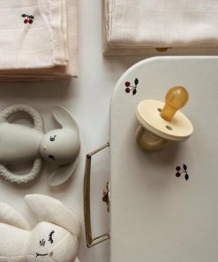 Phoebesmith.shop8158c90390 3