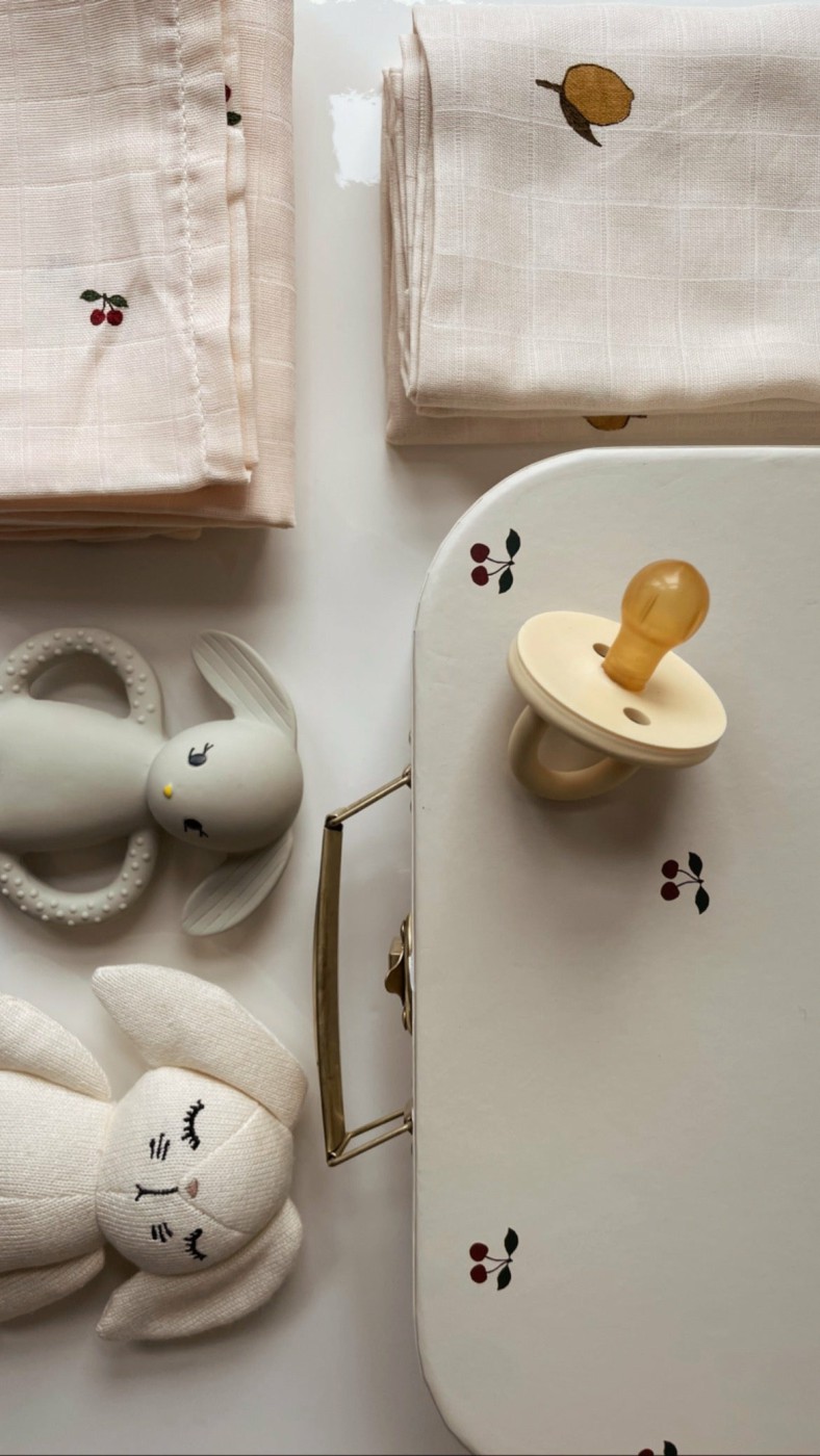 Phoebesmith.shop8158c90390 3