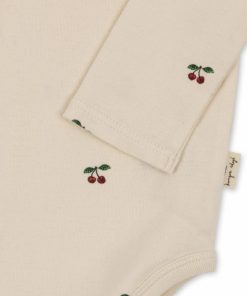 Phoebesmith.shop850a928093 2