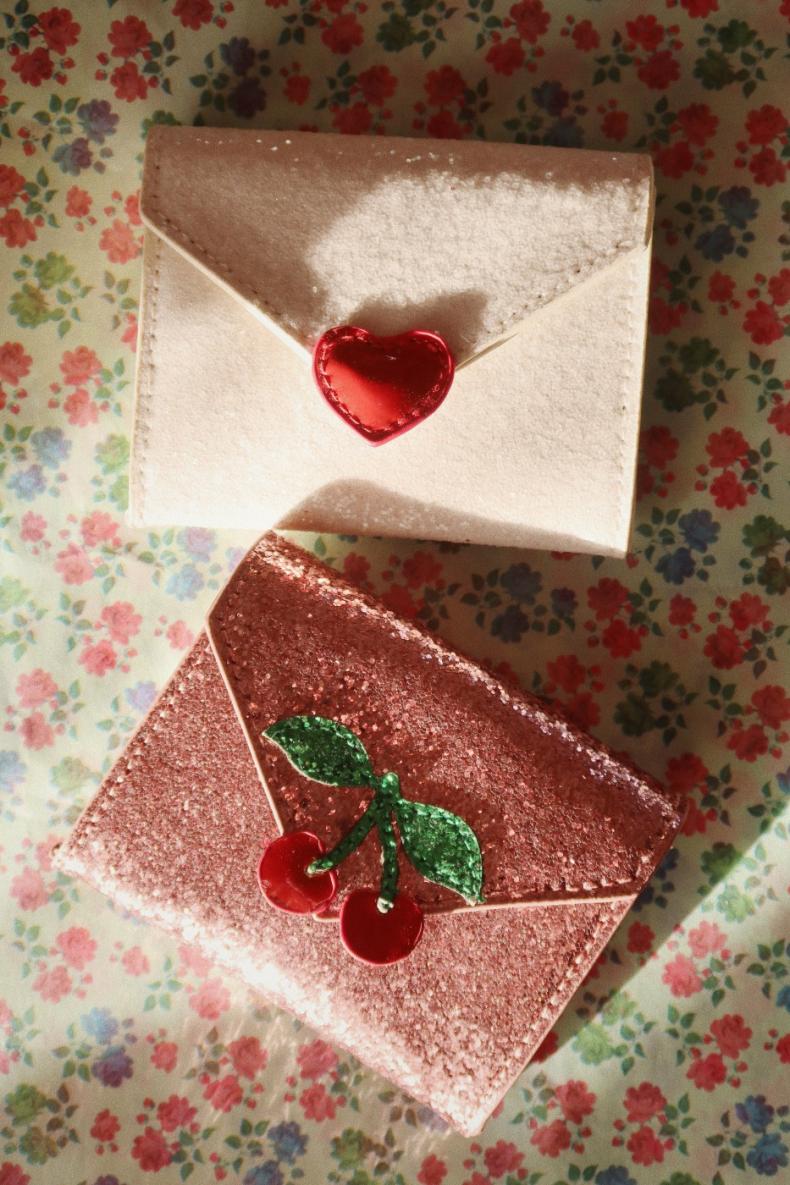 Phoebesmith.shopa61a5c6647 2